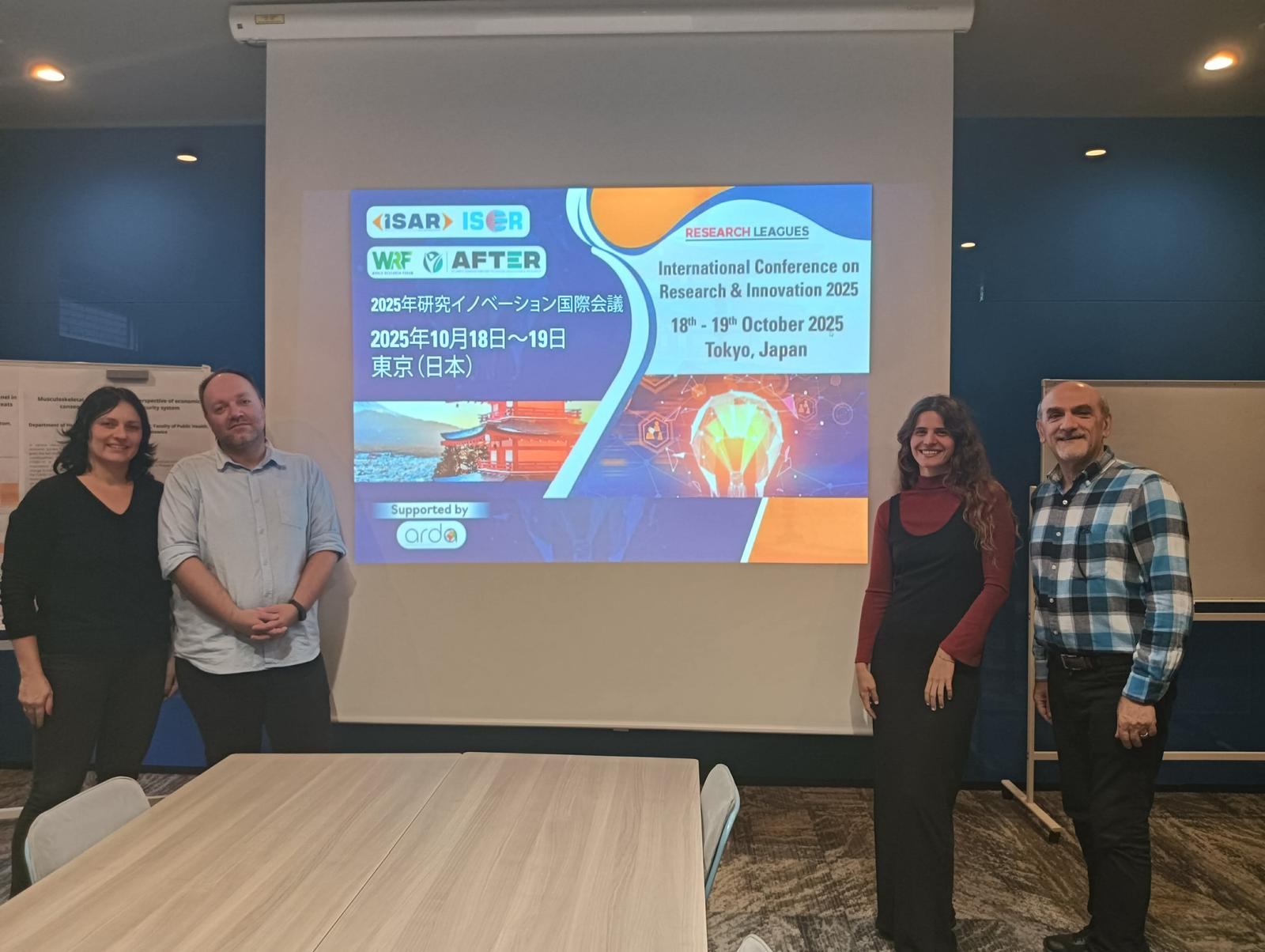 Award presentation at a JSIC conference
